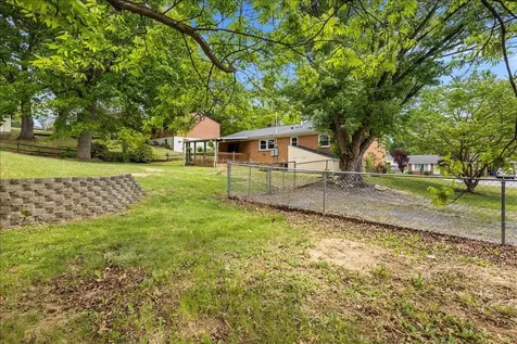 84 Hudson Avenue Staunton VA 24401