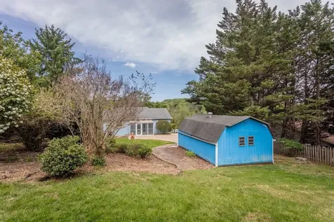 3373 Lakewood Drive Rockingham VA 22801