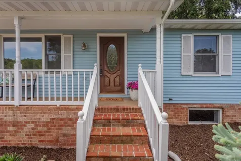 3373 Lakewood Drive Rockingham VA 22801
