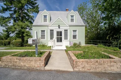 820 Donaghe Street Staunton VA 24401