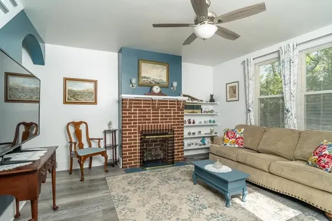 820 Donaghe Street Staunton VA 24401