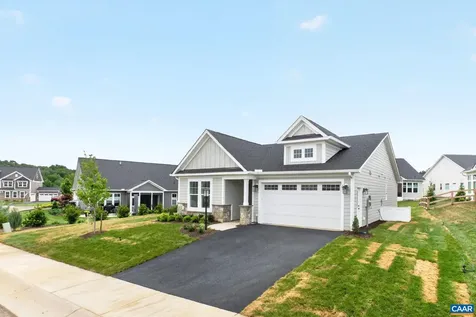 62C Springdale Road Waynesboro VA 22980