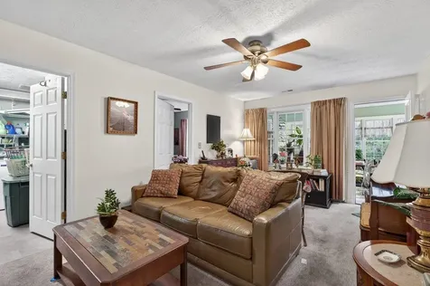 324 Emerald Drive Harrisonburg VA 22801