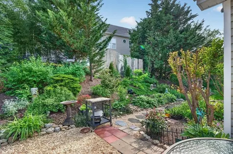 324 Emerald Drive Harrisonburg VA 22801