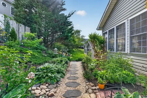 324 Emerald Drive Harrisonburg VA 22801