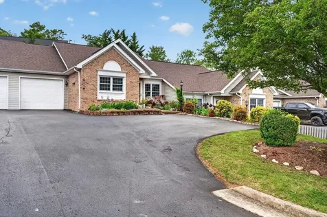 324 Emerald Drive Harrisonburg VA 22801