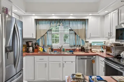 324 Emerald Drive Harrisonburg VA 22801