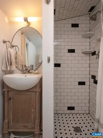 908 Druid Avenue Charlottesville VA 22902
