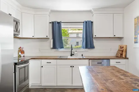 105 Hartmans Mill Road Charlottesville VA 22902