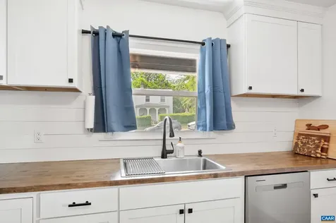 105 Hartmans Mill Road Charlottesville VA 22902