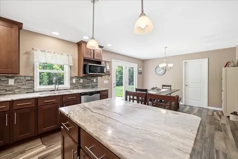 324 Lofton Road Raphine VA 24472