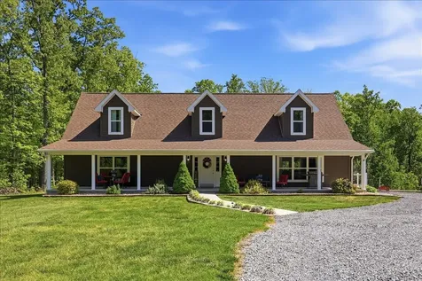 324 Lofton Road Raphine VA 24472