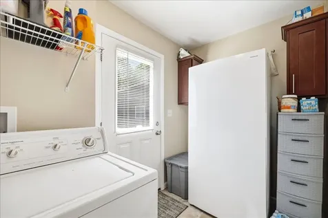 324 Lofton Road Raphine VA 24472