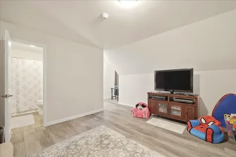 324 Lofton Road Raphine VA 24472