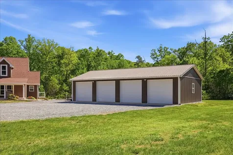 324 Lofton Road Raphine VA 24472