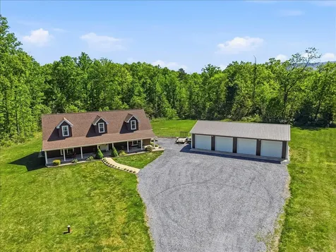 324 Lofton Road Raphine VA 24472
