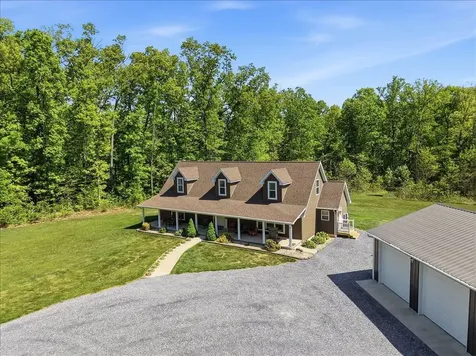324 Lofton Road Raphine VA 24472
