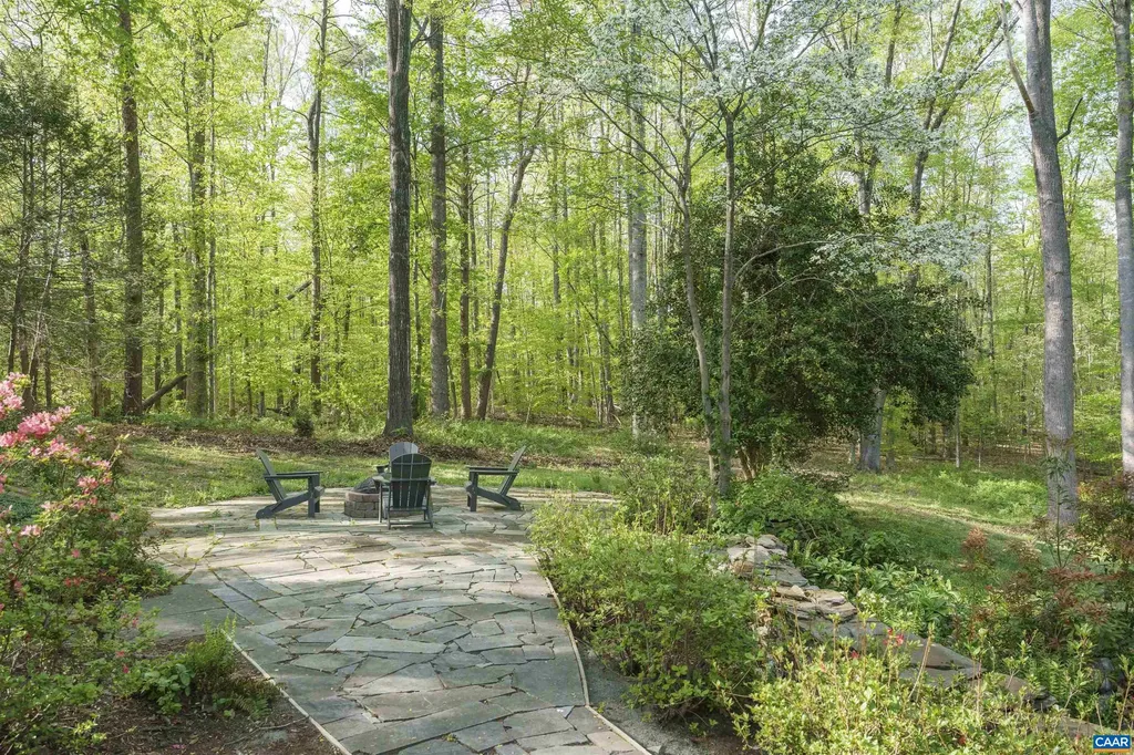 755 Lochridge Lane Earlysville VA 22936