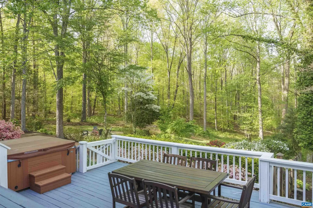 755 Lochridge Lane Earlysville VA 22936