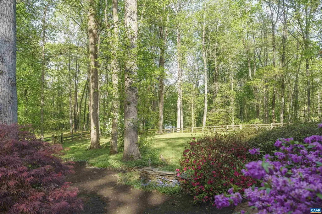 755 Lochridge Lane Earlysville VA 22936