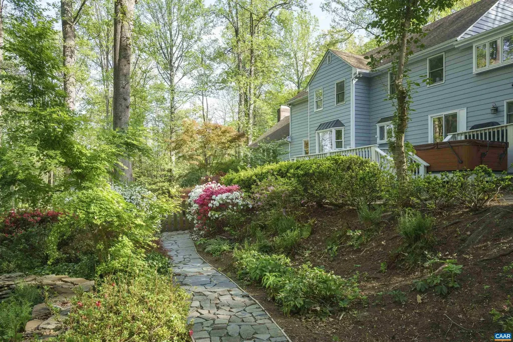 755 Lochridge Lane Earlysville VA 22936