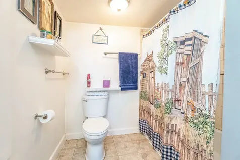 207 8th Street Grottoes VA 24441