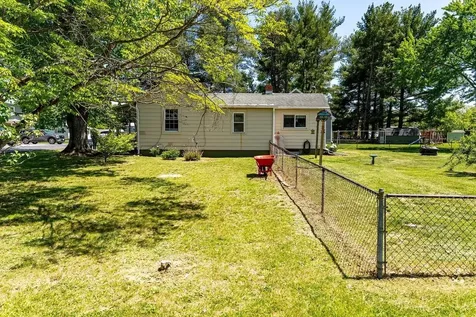 207 8th Street Grottoes VA 24441