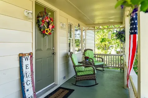 207 8th Street Grottoes VA 24441