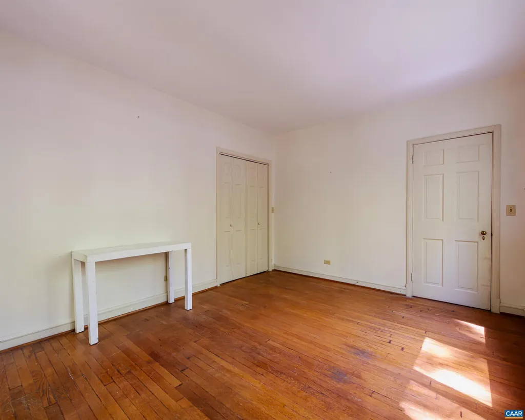 10070 Barnetts Ford Road Orange VA 22960