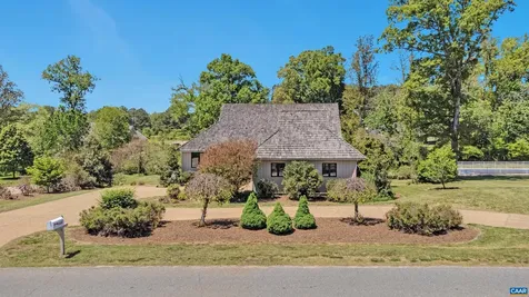 304 Club Road Louisa VA 23093
