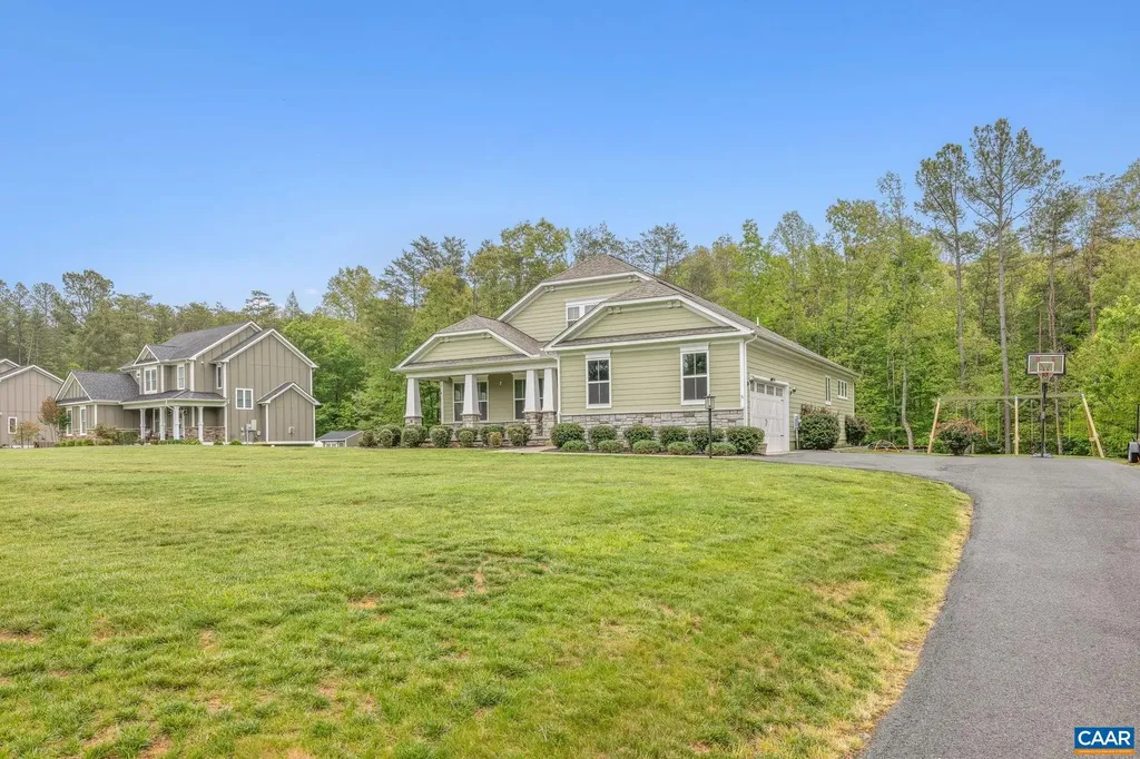 271 Two Rivers Drive Troy VA 22974