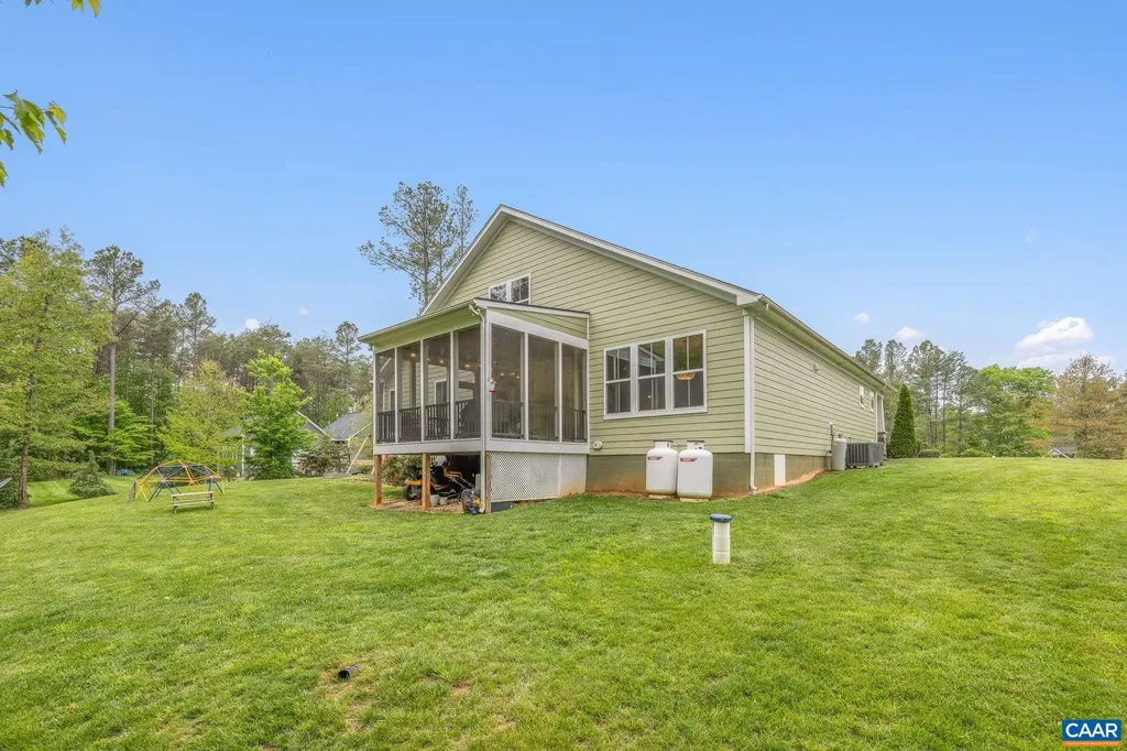 271 Two Rivers Drive Troy VA 22974