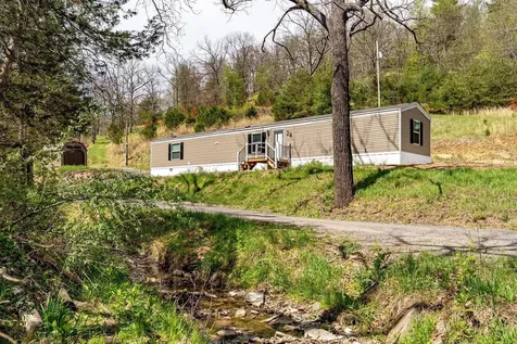 24 Strauter Road Franklin WV 26807