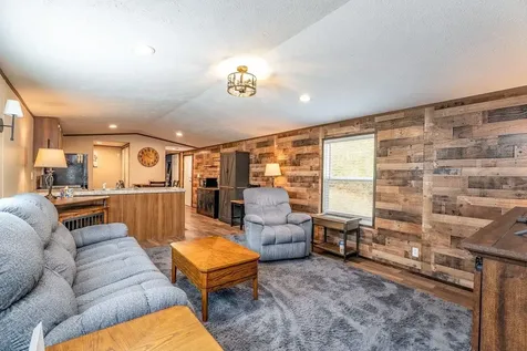 24 Strauter Road Franklin WV 26807