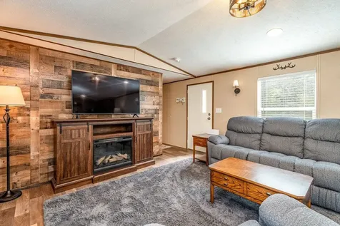 24 Strauter Road Franklin WV 26807