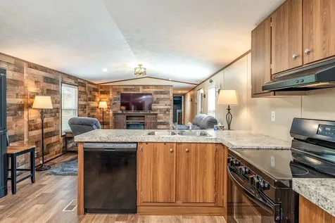 24 Strauter Road Franklin WV 26807