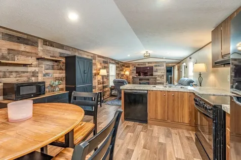 24 Strauter Road Franklin WV 26807
