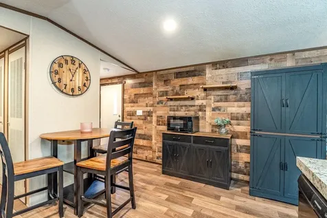 24 Strauter Road Franklin WV 26807