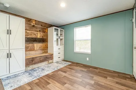 24 Strauter Road Franklin WV 26807