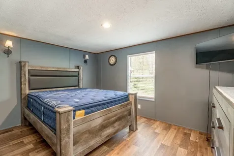 24 Strauter Road Franklin WV 26807