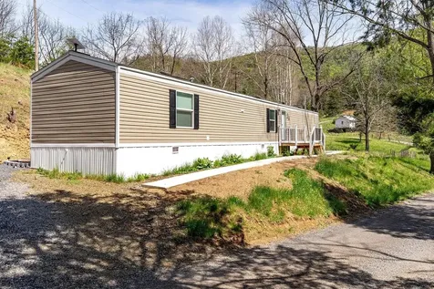24 Strauter Road Franklin WV 26807