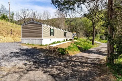24 Strauter Road Franklin WV 26807