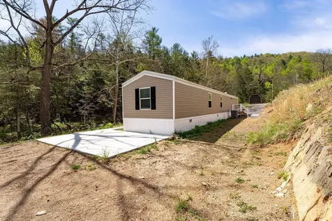 24 Strauter Road Franklin WV 26807
