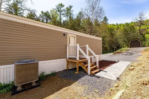 24 Strauter Road Franklin WV 26807