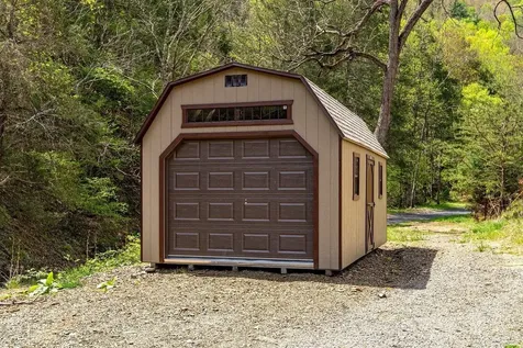 24 Strauter Road Franklin WV 26807