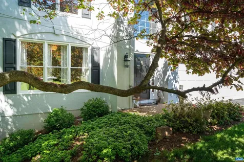 912 King William Drive Charlottesville VA 22901