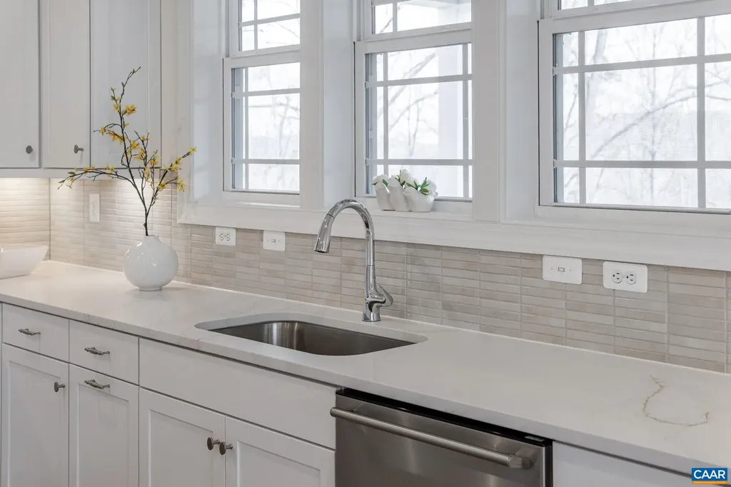 3419 Ashlin Cove Charlottesville VA 22901