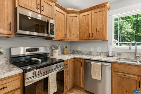 230 Fox Hollow Road Ruckersville VA 22968