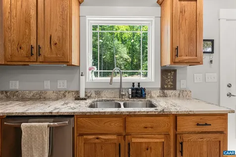 230 Fox Hollow Road Ruckersville VA 22968