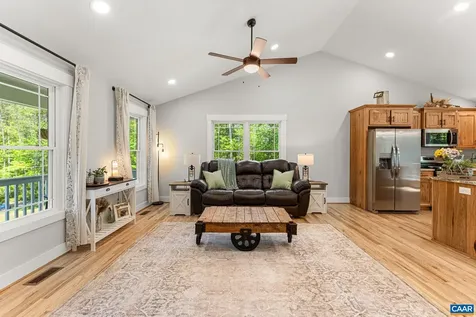 230 Fox Hollow Road Ruckersville VA 22968